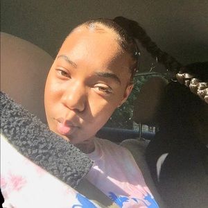 Meet your Posher, Indiah